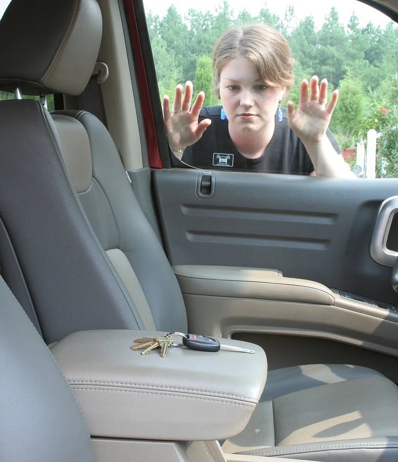 Little Falls Locksmith Service Little Falls, NJ 973-601-2505 - locked-keys-in-car